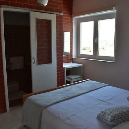 Bire White House Apartmens *