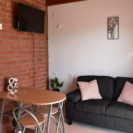 Bire White House Apartmens Apartman Lumbarda